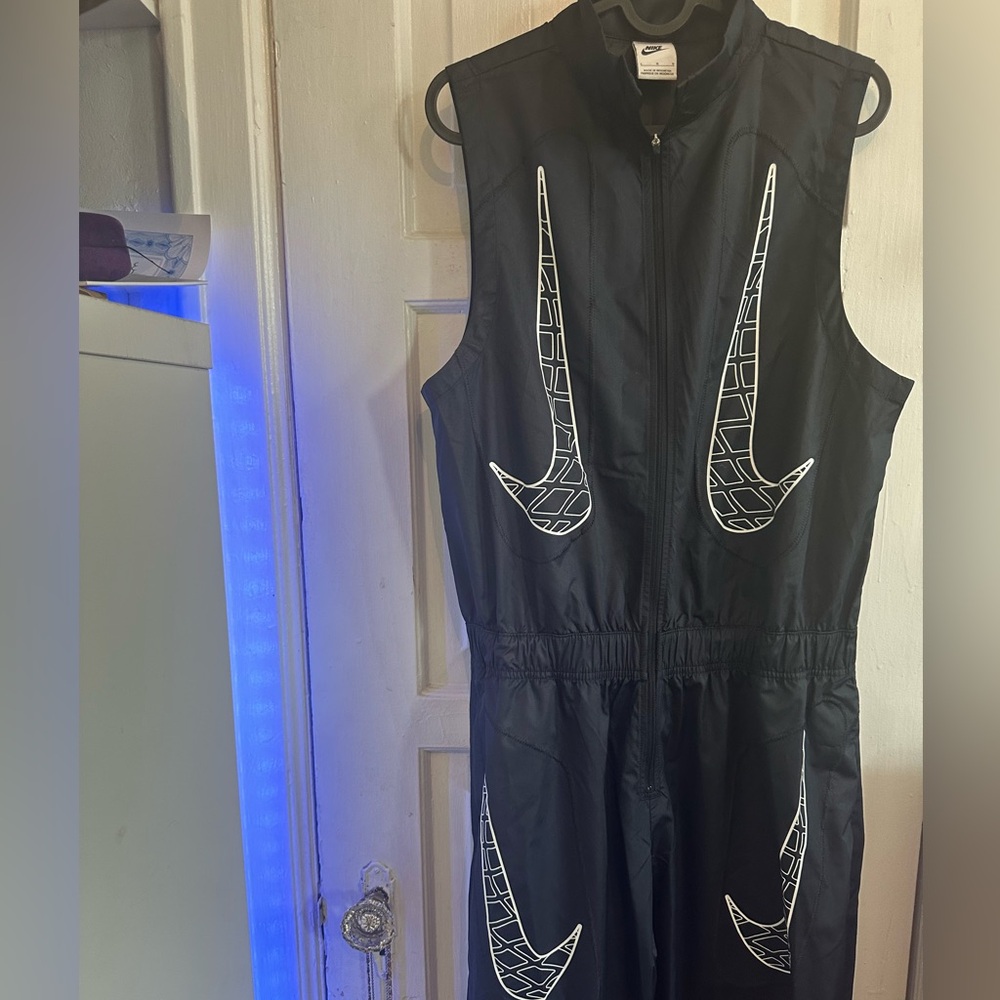 H—Jumpsuit